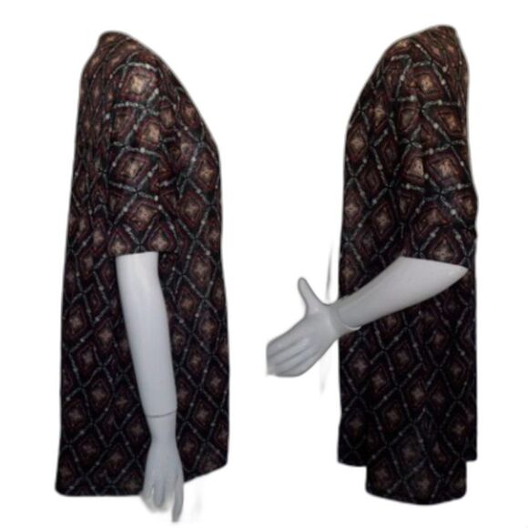 TORRID Cardigan, 2/2X Open Front Sweater, Diamond/Geo print, Polyester - Picture 5 of 11